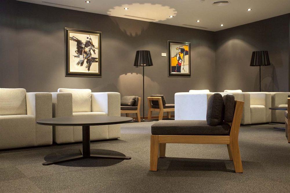 Hotel Carris Marineda โอโกรูญา ภายใน รูปภาพ