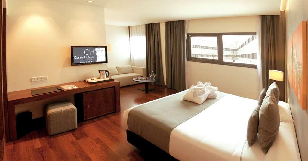 Hotel Carris Marineda โอโกรูญา ห้อง รูปภาพ