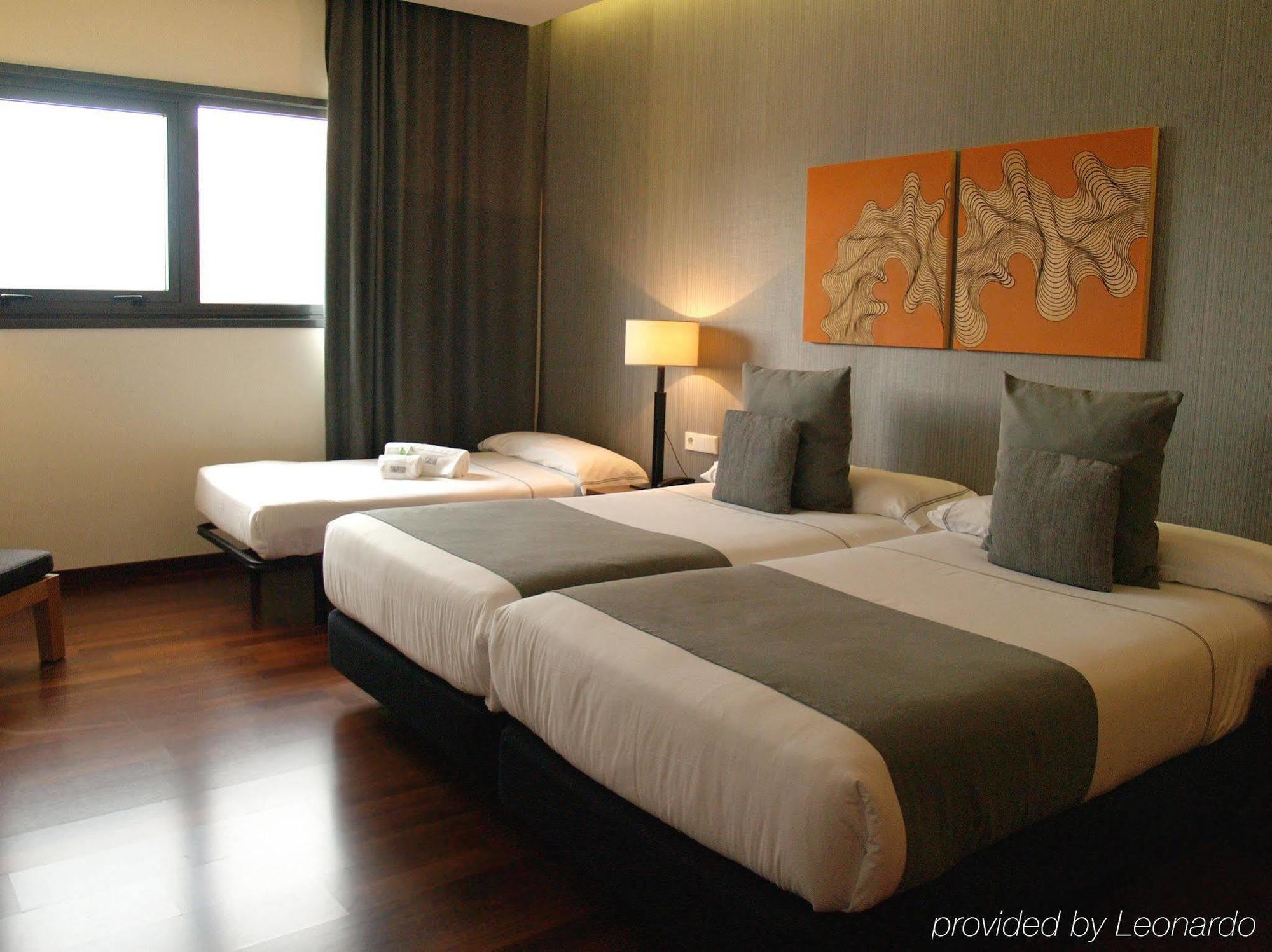 Hotel Carris Marineda โอโกรูญา ภายนอก รูปภาพ
